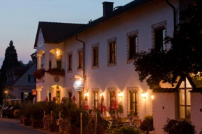 Отель Gasthof Siegfried Gruber  Маркт-Хартманнсдорф